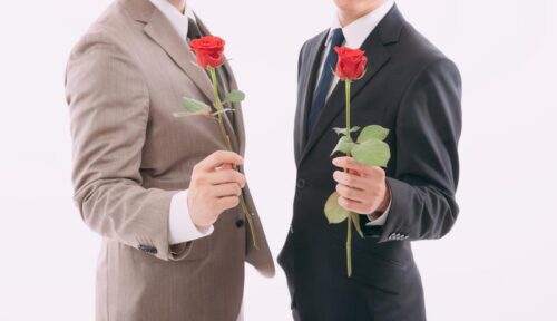 花をプレゼントする男が好印象な理由